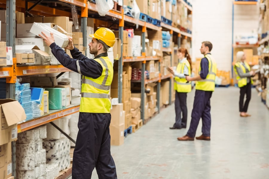 Vacant Shopping Malls Are Useful for Warehousing