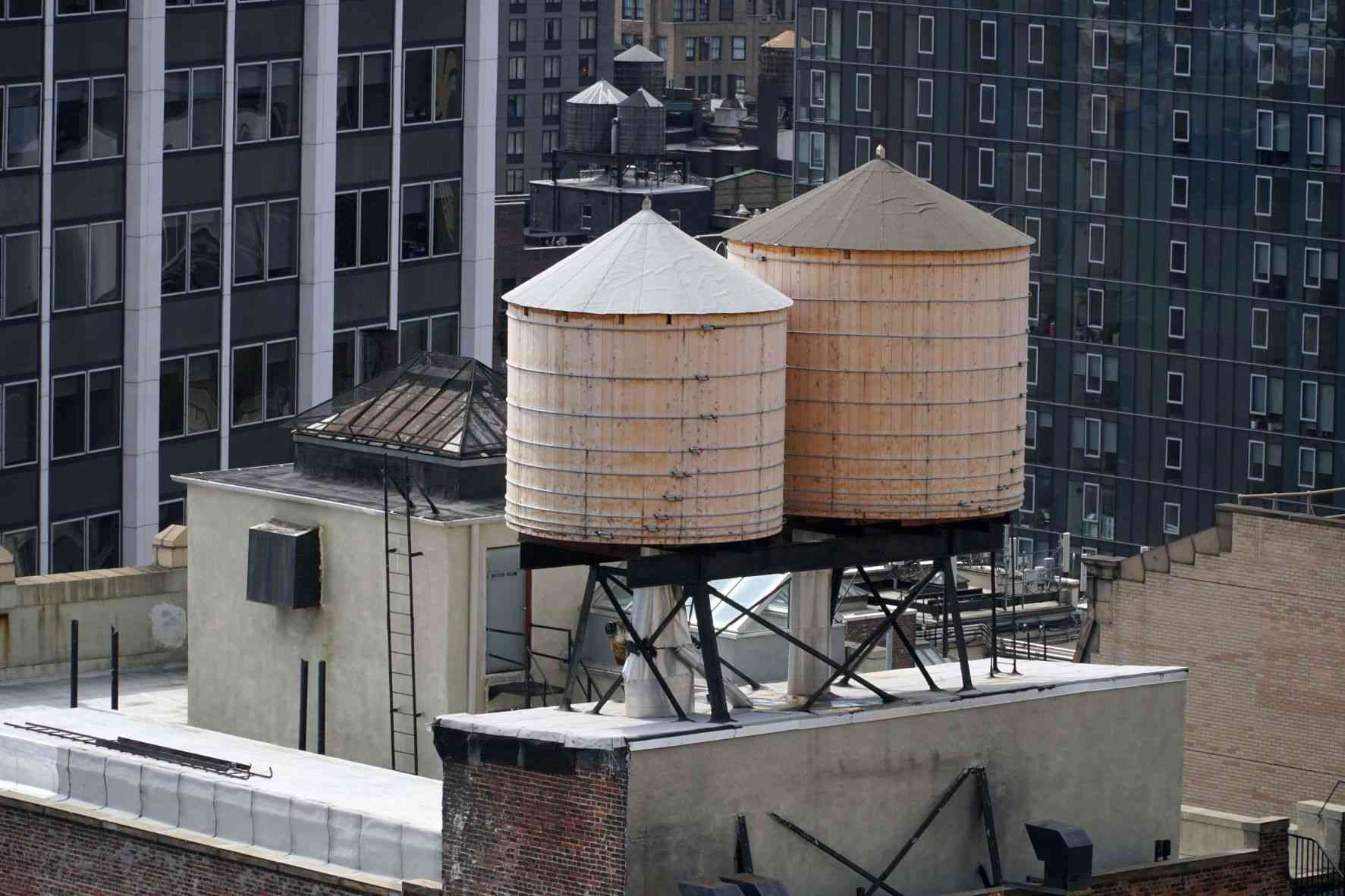 The future of roof top fire water tanks in Chicago