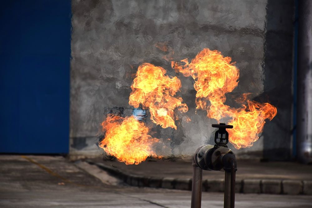 Fire Caused by Gas Leak from Pipe