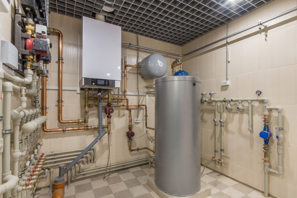 How Buildings Can Benefit from Heat Storage Systems