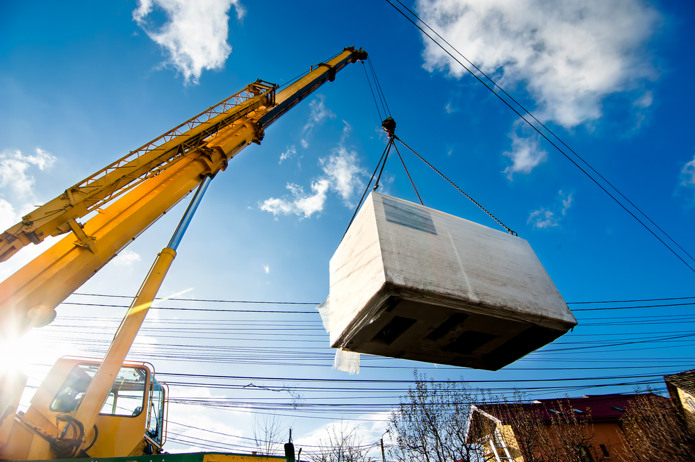 7 Ways A Lifting Machine Improves Material Handling
