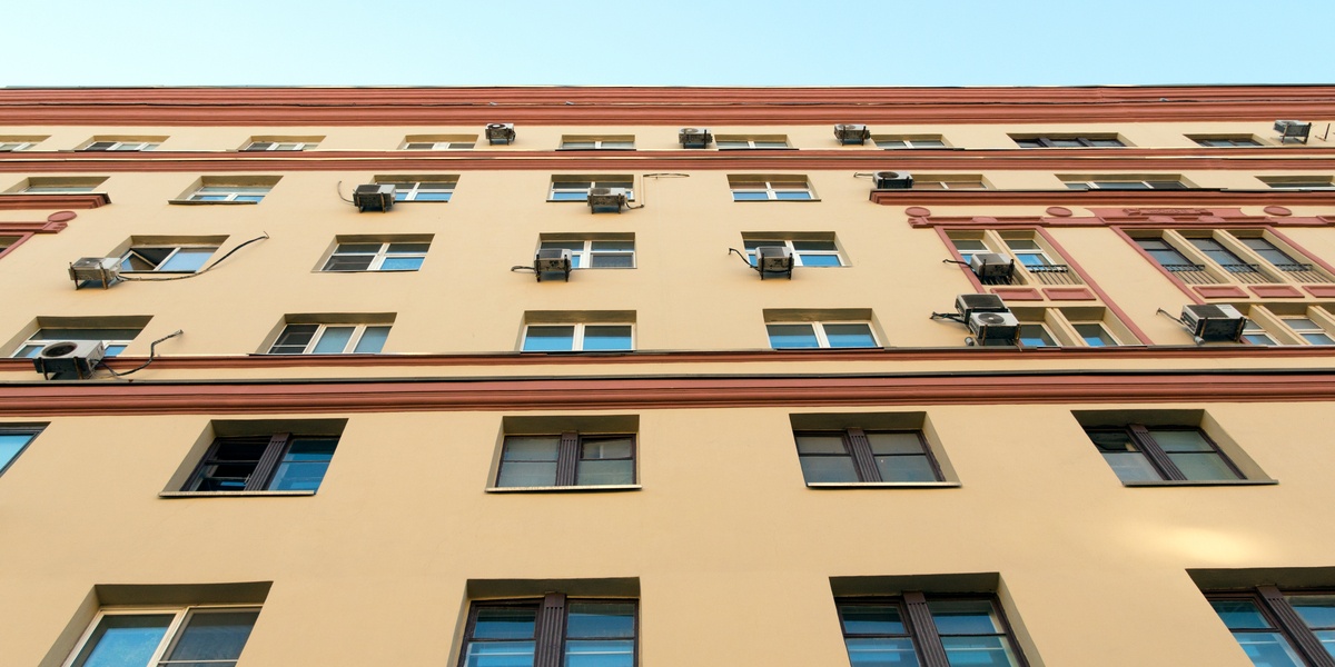 What to Know About Window Air Conditioners for the Chicago Weather