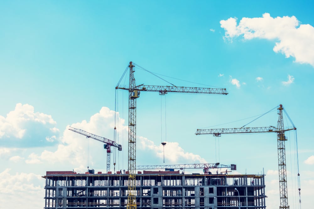 The Role of Tower Cranes in High-Rise Building Projects